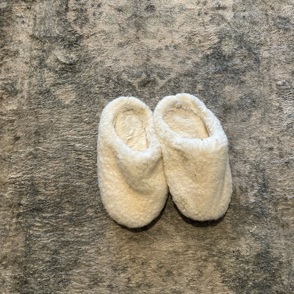 Cozy White Fuzzy Slippers